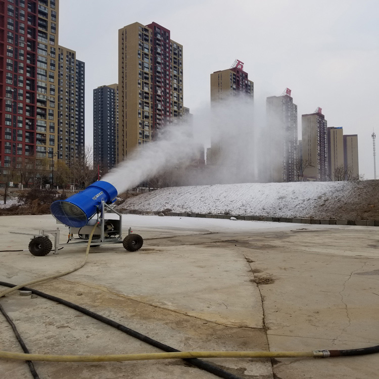 造雪機